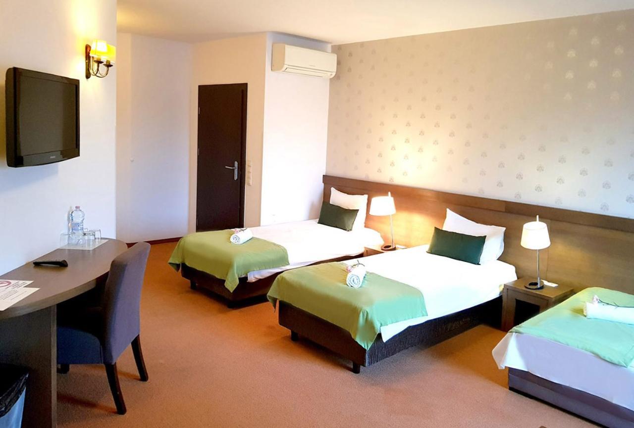 Hotel Willanova ルブリン エクステリア 写真